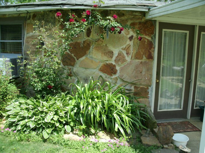 CottageEntrance.jpg