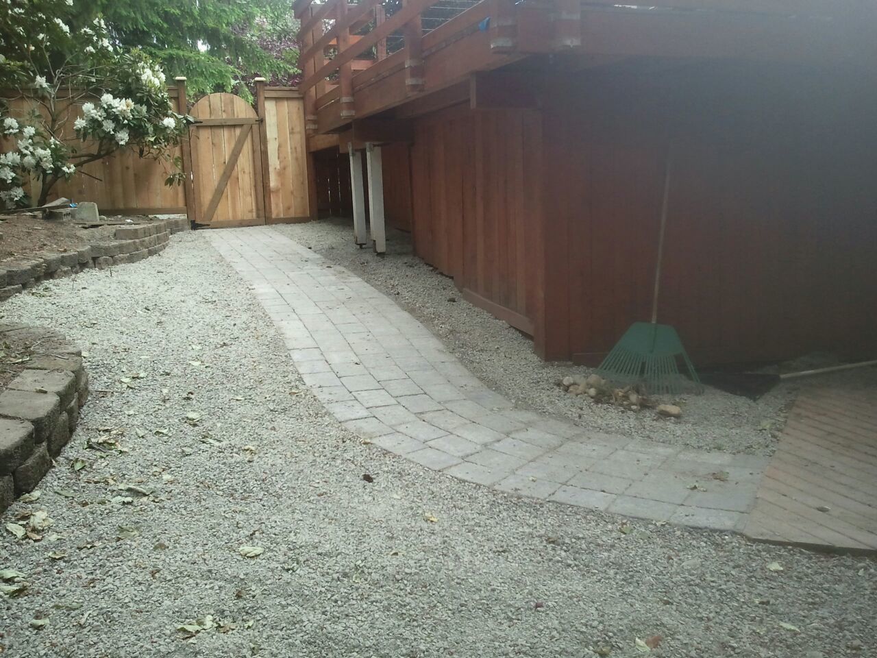 Path to Gate.jpg
